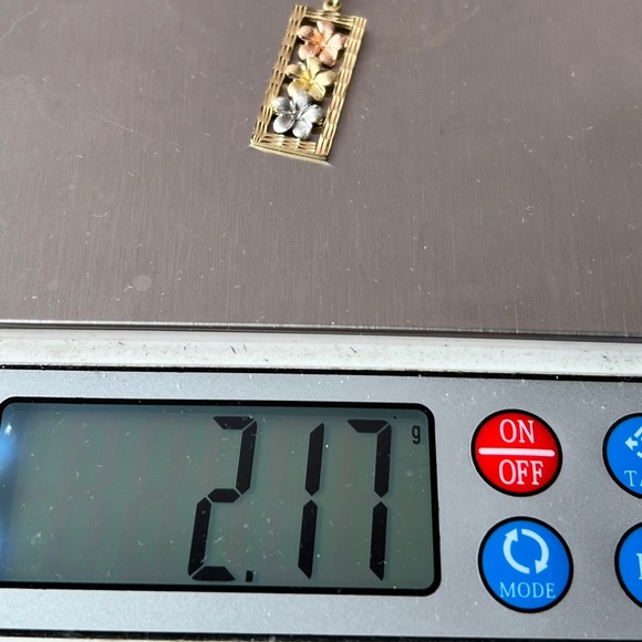 VINTAGE 14K TRI COLOR YELLOW ROSE WHITE GOLD PLUMERIA FLOWERS CHARM PENDANT - Picture 12 of 16